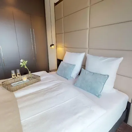 Апартаменты White Pearl 4 05 *